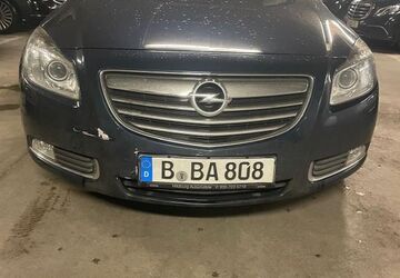 Opel Insignia 157.065 km 5.500 &euro; Berlin 13585