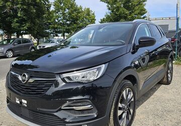 Opel Grandland (X) 160.000 km 12.900 &euro; Berlin 12099