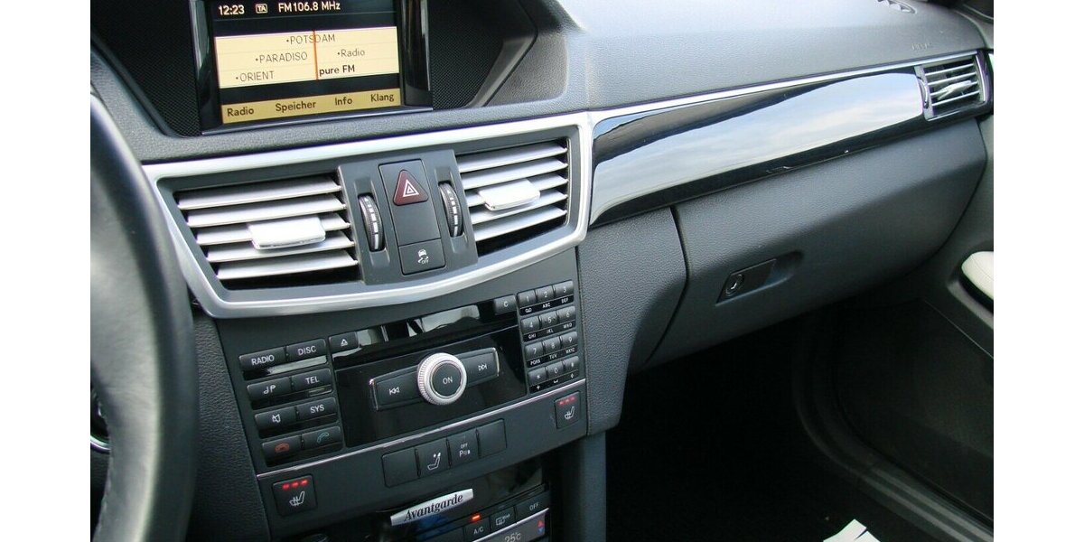 Mercedes-Benz E 220 CDI Avantgarde BlueEfficiency Multikontursit 141.322 km 13.980 &euro; Falkensee 14612