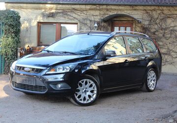 Ford Focus 332.000 km 1.899 &euro; Berlin 10317