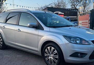 Ford Focus 124.789 km 3.990 &euro; BERLIN 13127