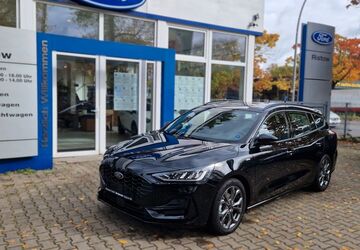 Ford Focus 1.476 km 25.890 &euro; Berlin 13509