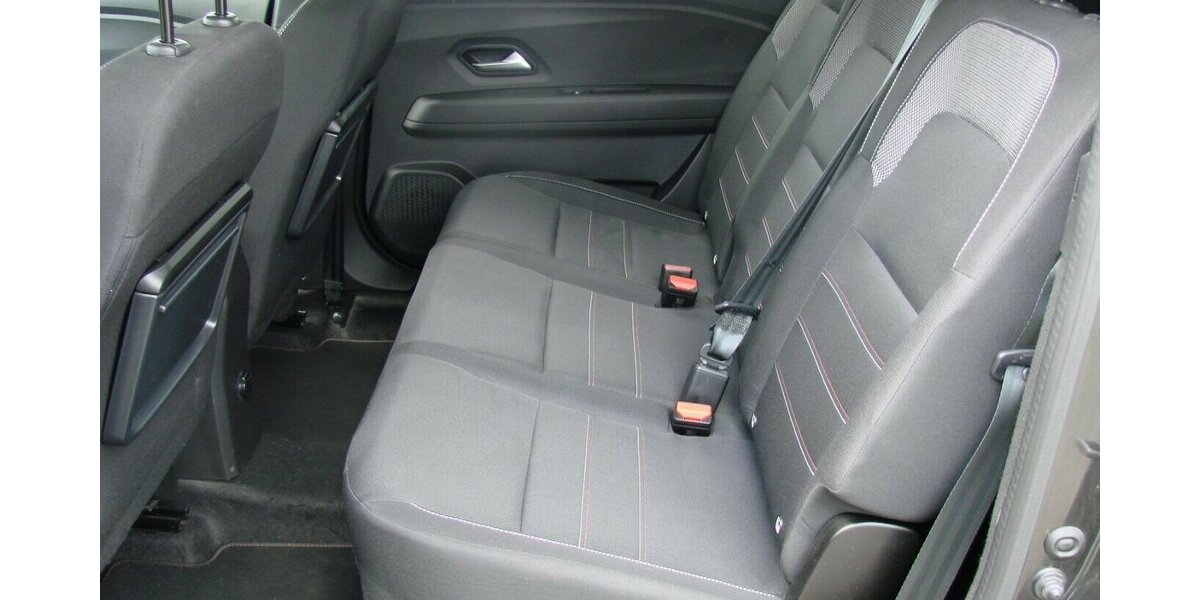 Dacia Jogger 1.0TCe 110 Extreme+ LED 7Sitzer Totwinkel T 40.577 km 17.980 &euro; Falkensee 14612