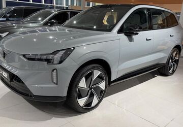 Volvo EX90 8.000 km 93.480 &euro; Berlin Tegel 13509