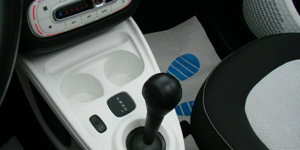 Smart ForFour Passion Faltdach Kamera JBL PDC 51.172 km 11.980 &euro; Falkensee 14612