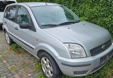 Ford Fusion 180.000 km 1.999 &euro; Berlin 12439