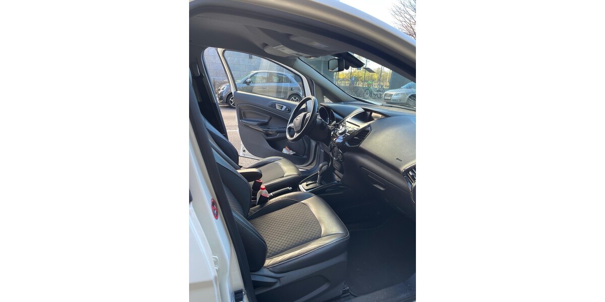 Ford Ecosport 82.000 km 8.500 &euro; Berlin 10178