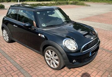 Mini Cooper S 173.216 km 2.800 &euro; Berlin 13189