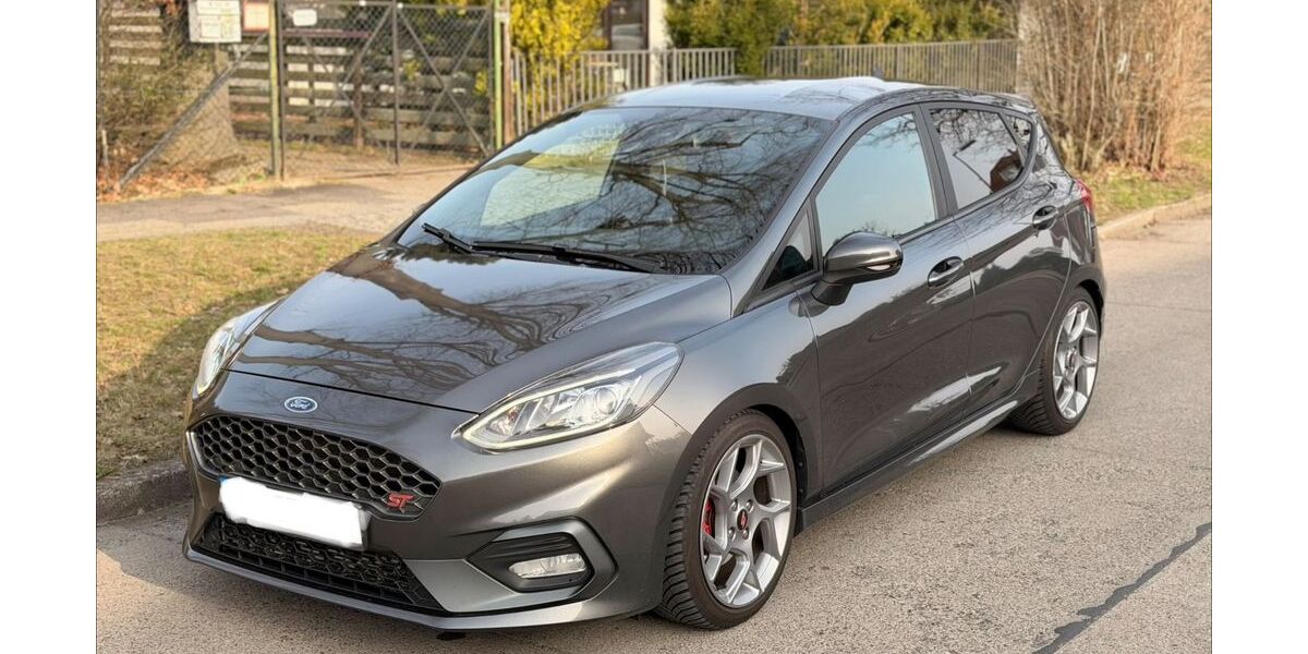 Ford Fiesta 180.000 km 10.500 &euro; Mittenwalde 15749