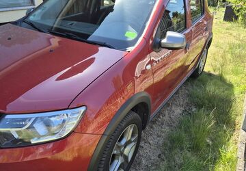 Dacia Sandero 60.000 km 9.900 &euro; Berlin 14089
