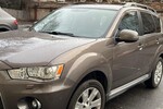 Mitsubishi Outlander 135.000 km 7.500 &euro; Berlin 10178