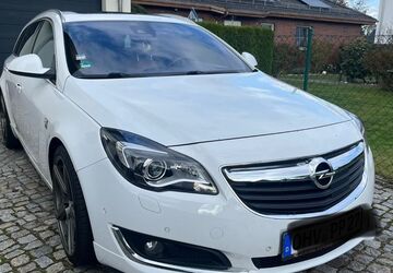 Opel Insignia 215.000 km 8.800 &euro; Oranienburg 16515