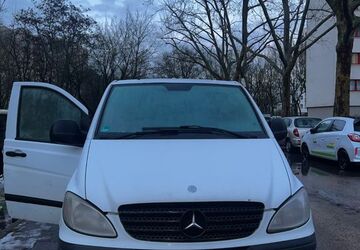 Mercedes-Benz Vito 384.000 km 2.699 &euro; Berlin 13405