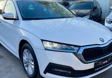 Skoda Octavia 72.000 km 21.700 &euro; Berlin 12683