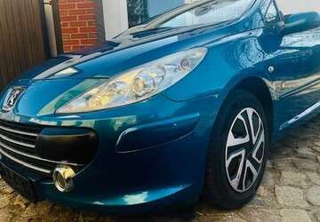 Peugeot 307 200.000 km 3.890 &euro; Mühlenbecker Land Ot. Schildow 16552