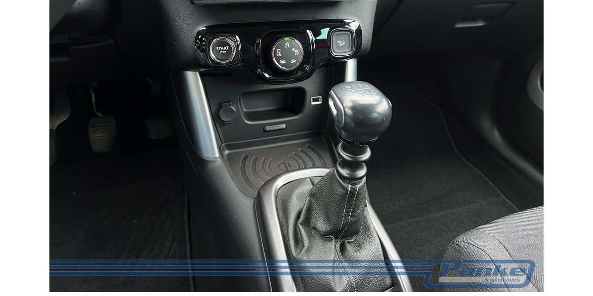 Citroen C3 Aircross 1.6 BlueHDi 120 Shine*HUD*Sound*NAV* 95.785 km 9.990 &euro; Berlin 13187