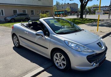 Peugeot 207 122.000 km 4.999 &euro; Berlin 12359