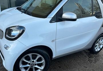 Smart ForTwo 73.000 km 13.900 &euro; Berlin 12524