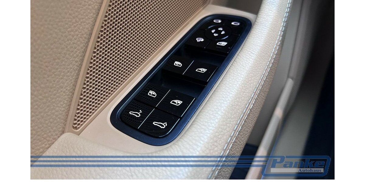 Porsche Panamera 3.0 Aut.*Pano*LED*Memory*Leder*Luft* 39.342 km 49.900 &euro; Berlin 13187