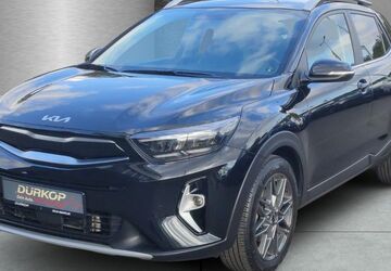 Kia Stonic 28.097 km 18.950 &euro; Berlin 12459