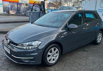 VW Golf 93.500 km 14.300 &euro; Berlin 13585