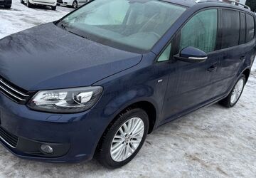 VW Touran 238.700 km 8.450 &euro; Hönow 15366