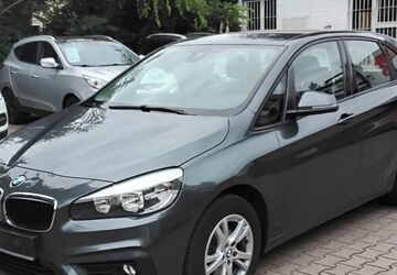 BMW 218 114.300 km 9.900 &euro; Berlin 13409