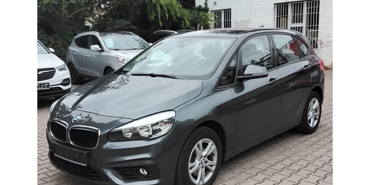 BMW 218 114.300 km 9.900 &euro; Berlin 13409