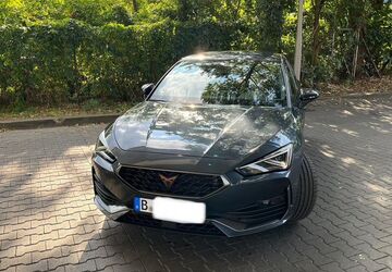 Cupra Leon 63.000 km 25.800 &euro; Berlin 14197