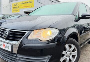 VW Touran 238.000 km 2.998 &euro; Berlin 13127