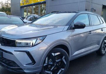 Opel Grandland (X) 8.660 km 33.780 &euro; Potsdam 14480