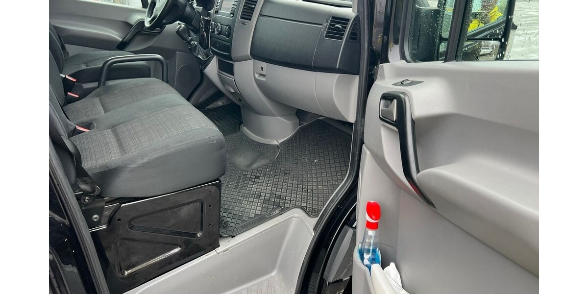 Mercedes-Benz Sprinter 160.000 km 16.900 &euro; Berlin 10178