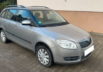 Skoda Fabia 280.000 km 1.250 &euro; Berlin 12045