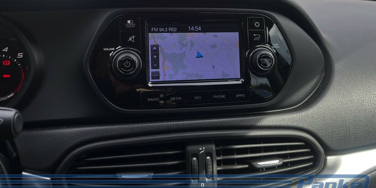 Fiat Tipo 1.4 T-Jet Easy*AHK*SHZ*Klima*NAV*LED*BT* 131.411 km 6.990 &euro; Berlin 13187