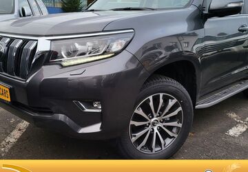 Toyota Land Cruiser 10 km 82.923 &euro; Berlin 10785