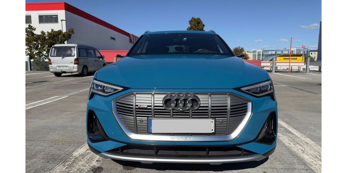 Audi e-tron 40.768 km 37.100 &euro; Berlin 13158