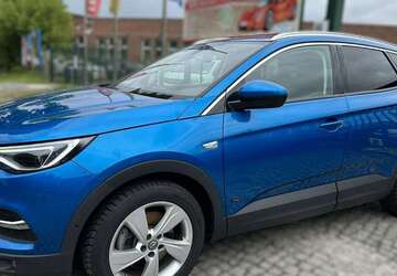 Opel Grandland X 84.000 km 16.950 &euro; Berlin-Spandau 13585