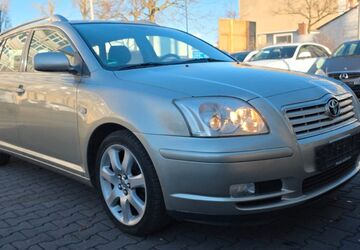 Toyota Avensis 39.479 km 8.999 &euro; Berlin 13581
