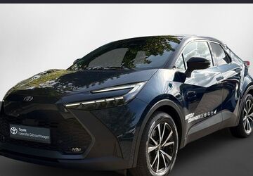 Toyota C-HR 3.087 km 37.940 &euro; Berlin 13403