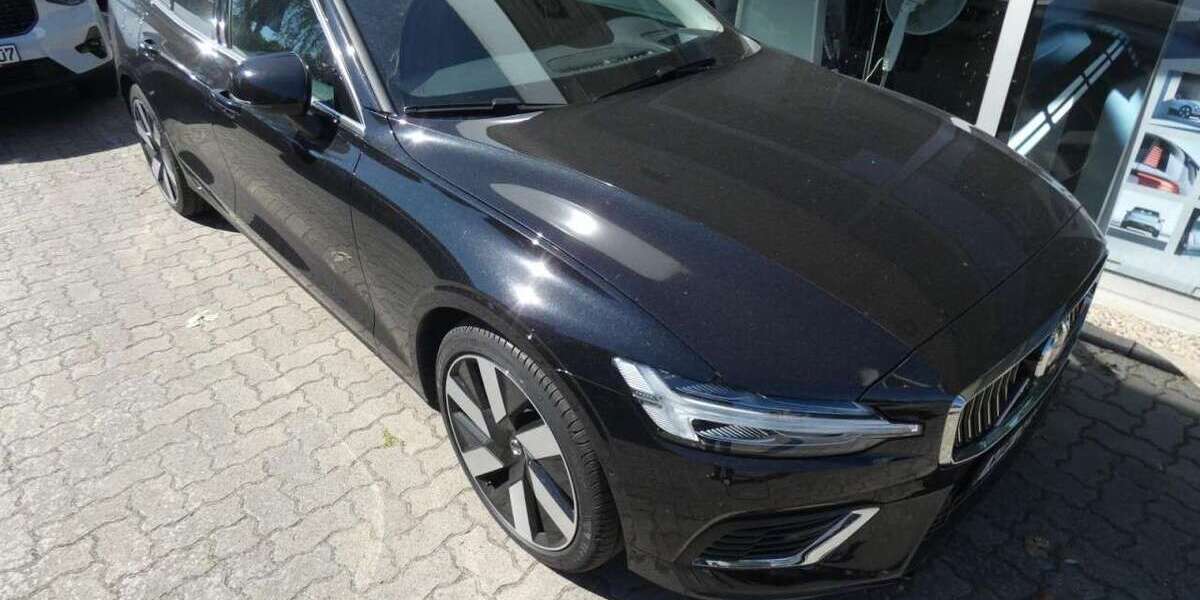Volvo V60 2.900 km 59.850 &euro; Berlin / Tegel 13509