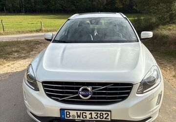 Volvo XC60 208.000 km 13.900 &euro; Berlin 12353