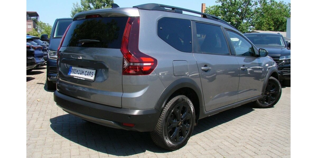 Dacia Jogger 1.0TCe 110 Extreme+ LED 7Sitzer Totwinkel 42.652 km 18.980 &euro; Falkensee 14612