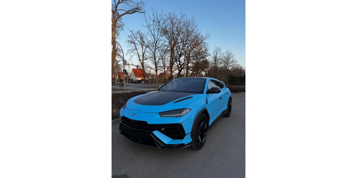 Lamborghini Urus 10.000 km 310.000 &euro; BERLIN 13581