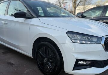 Skoda Fabia 112.000 km 13.490 &euro; berlin 12681