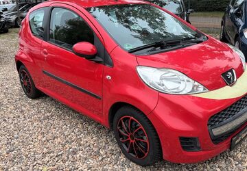 Peugeot 107 151.855 km 1.999 &euro; Potsdam 14480