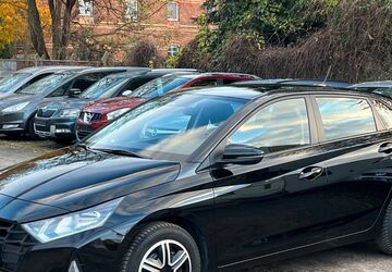 Hyundai i20 84.465 km 14.299 &euro; Berlin 13127