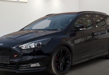 Ford Focus 69.558 km 13.699 &euro; Berlin 12681