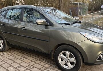 Hyundai ix35 42.500 km 11.400 &euro; Berlin 12209