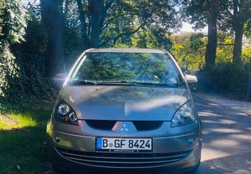 Mitsubishi Colt 70.559 km 3.199 &euro; Berlin 12587