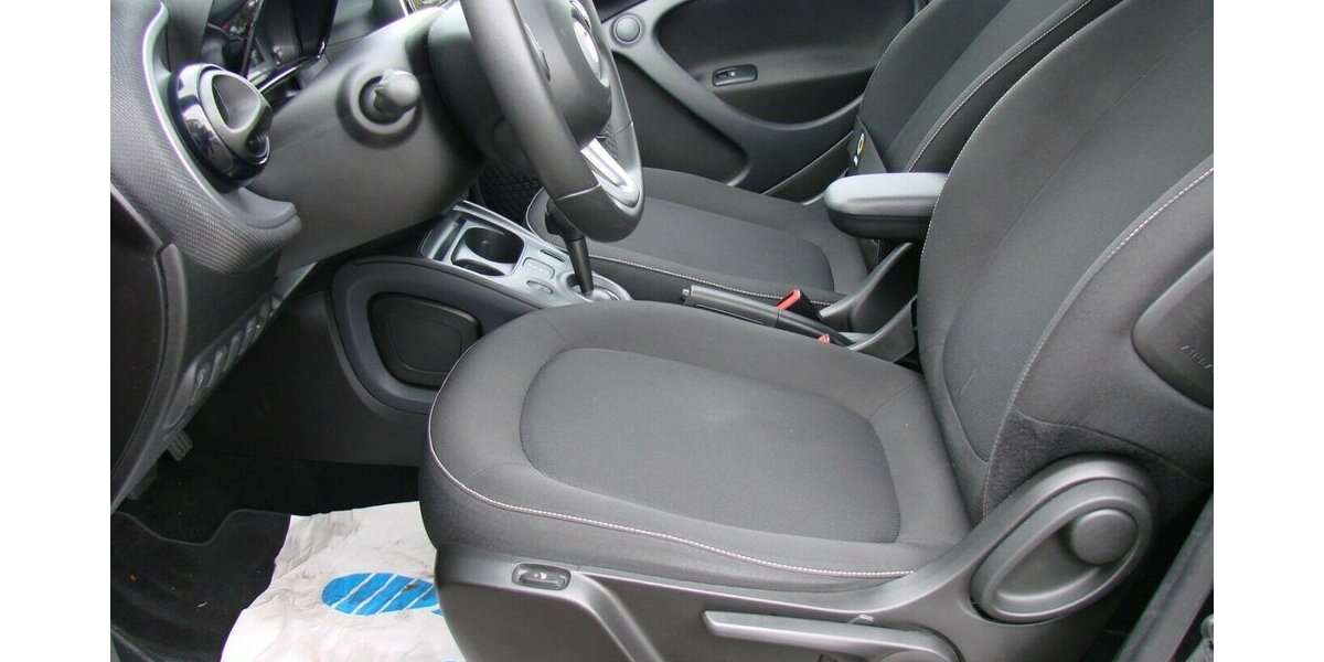 Smart ForFour Passion Pano Tempomat SHZ LED 35.997 km 11.980 &euro; Falkensee 14612